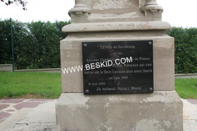 03 - STELE aux COMBATTANTS POLONAIS
