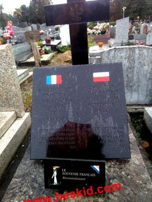 Sépulture
Pau : tombe 4179 - zone O - carré 7.3 - rang 10 -
Copyright Frania
