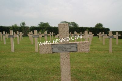 PAIVEDWSKI ou PALCZEWSKI Josef
Décès 06.1940 Desseling (57)
Inhumation 09.03.1942
Inhumation 23.11.1963
Armée Polonaise
Matricule 6582-11193- 31
Grenadier
Unité 1 PG
Tombe 387
Copyright Frania
