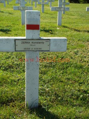 ZERKA (Zerko) Konstanty
42 ans - célibataire
Né 19.01.1900 Janczak (PL)
Décès 20.08.1943 Bourg-lès-Valence (26)
(Hôpital du Valentin)
Mort au Champ d’Honneur
1er Régiment Artillerie Polonais
Soldat 2ème classe
Provenance Bourg-lès-Valence (26)
Inhumation 06.07.1960 - PV 3359
Carré D - Rang 5 - Tombe 3 
Copyright Frania
