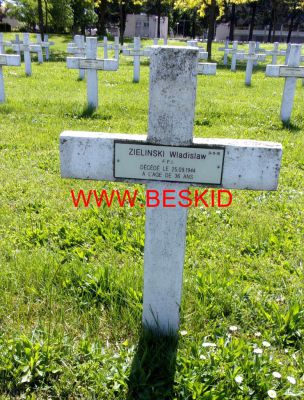 ZIELINSKI Wladyslaw
35 ans
Né 10.06.1908
Décès 25.09.1944
(Tué au combat)
Forces Françaises Intérieures
Matricule 74804
Provenance Bramans (73)
Inhumation 22.07.1959 - PV 3917
Carré D - Rang 11 - Tombe 10
Copyright Frania
