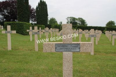 ZOMBRINSKI Ernest
Décès 02.02.1940 Argancy (57)
Armée Polonaise
Capitaine
11ème R.E.I. (Compagnie d’Ingénieurs)
Tombe 325
Copyright Frania
